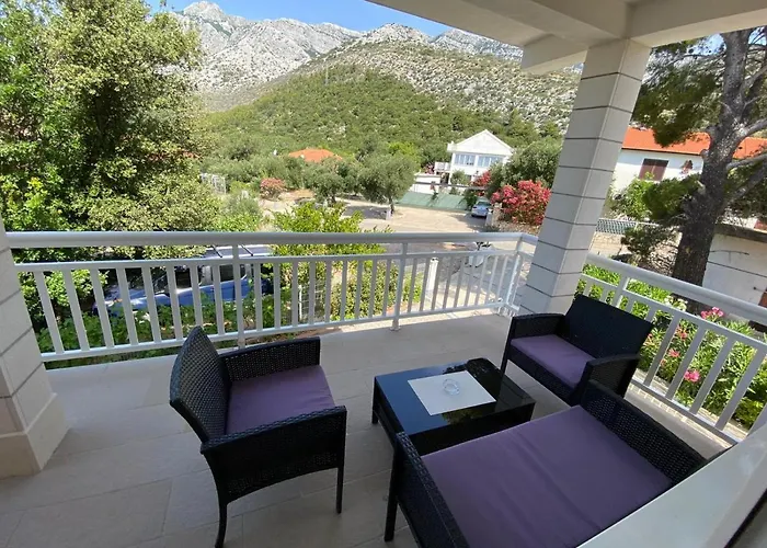 Apartments Mara