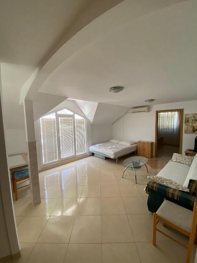 Appartement Mara Orebić