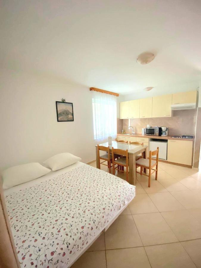 Appartement Mara *